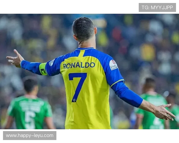 C罗宣布离开沙特阿拉伯俱乐部 转战欧洲豪门再度亮相足坛